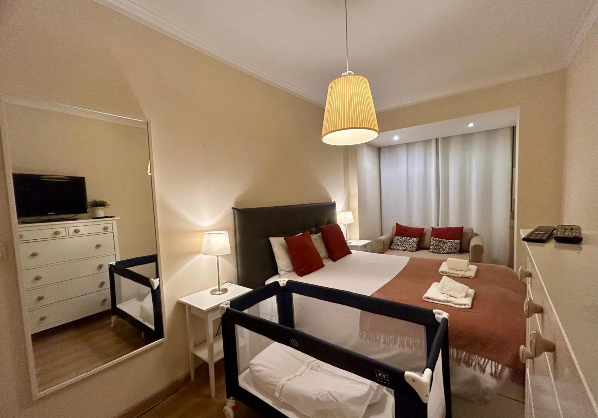 Apartamento Familiar Em Zona Historica De Lisboa Eksteriør billede